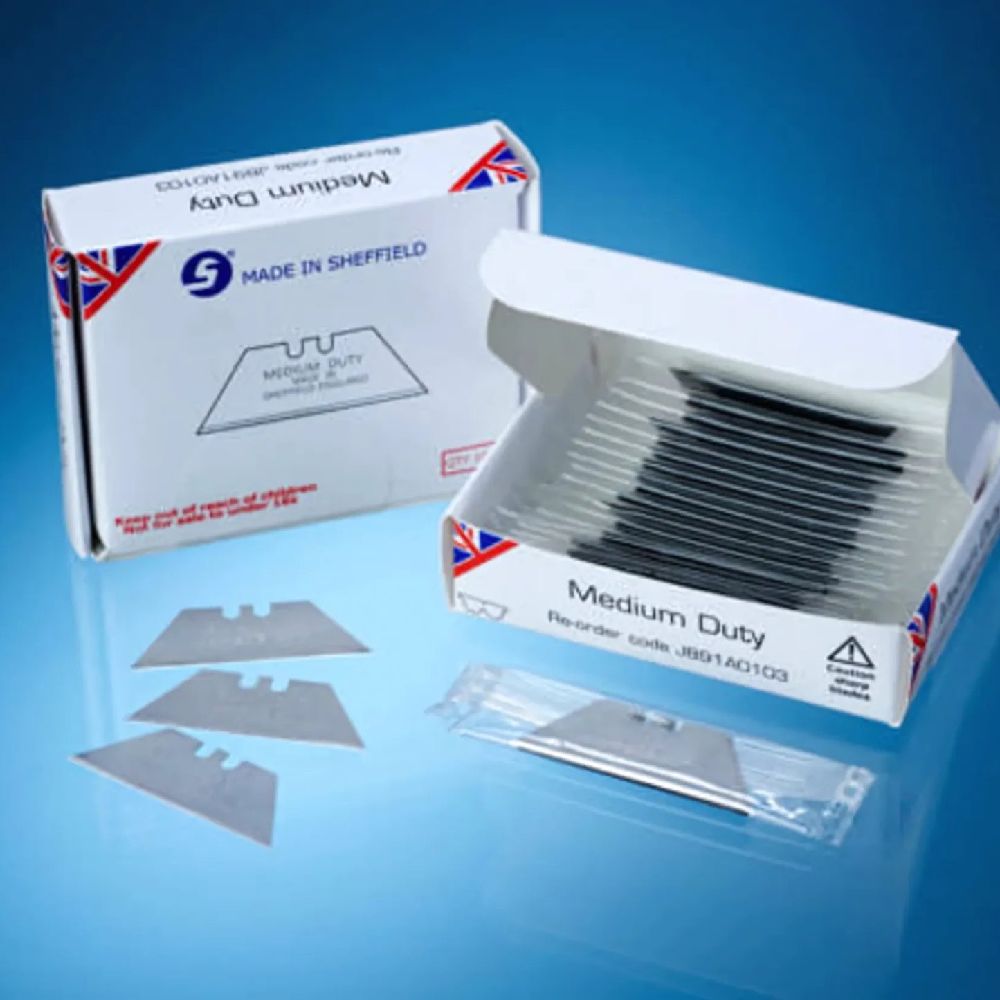 Medium Duty Carpet Cutting Blades – Pack of 100 – Precision Blades for Carpet & Flooring – Made in Sheffield, England