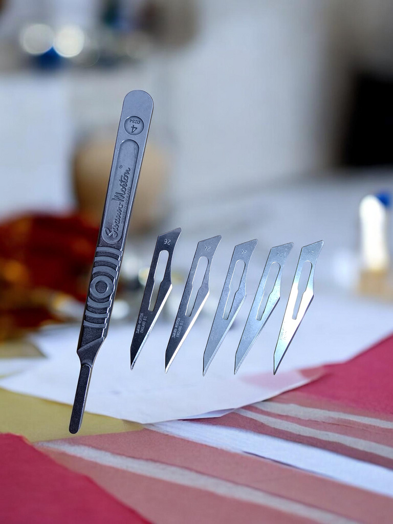 Swann Morton No.4 Handle with 5 x No.26 Blades | Precision Art, Craft & Hobby Knife Set